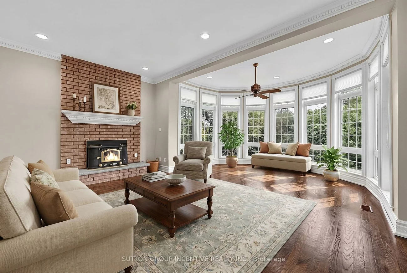 25, Bovair, Bayview Southeast, Aurora