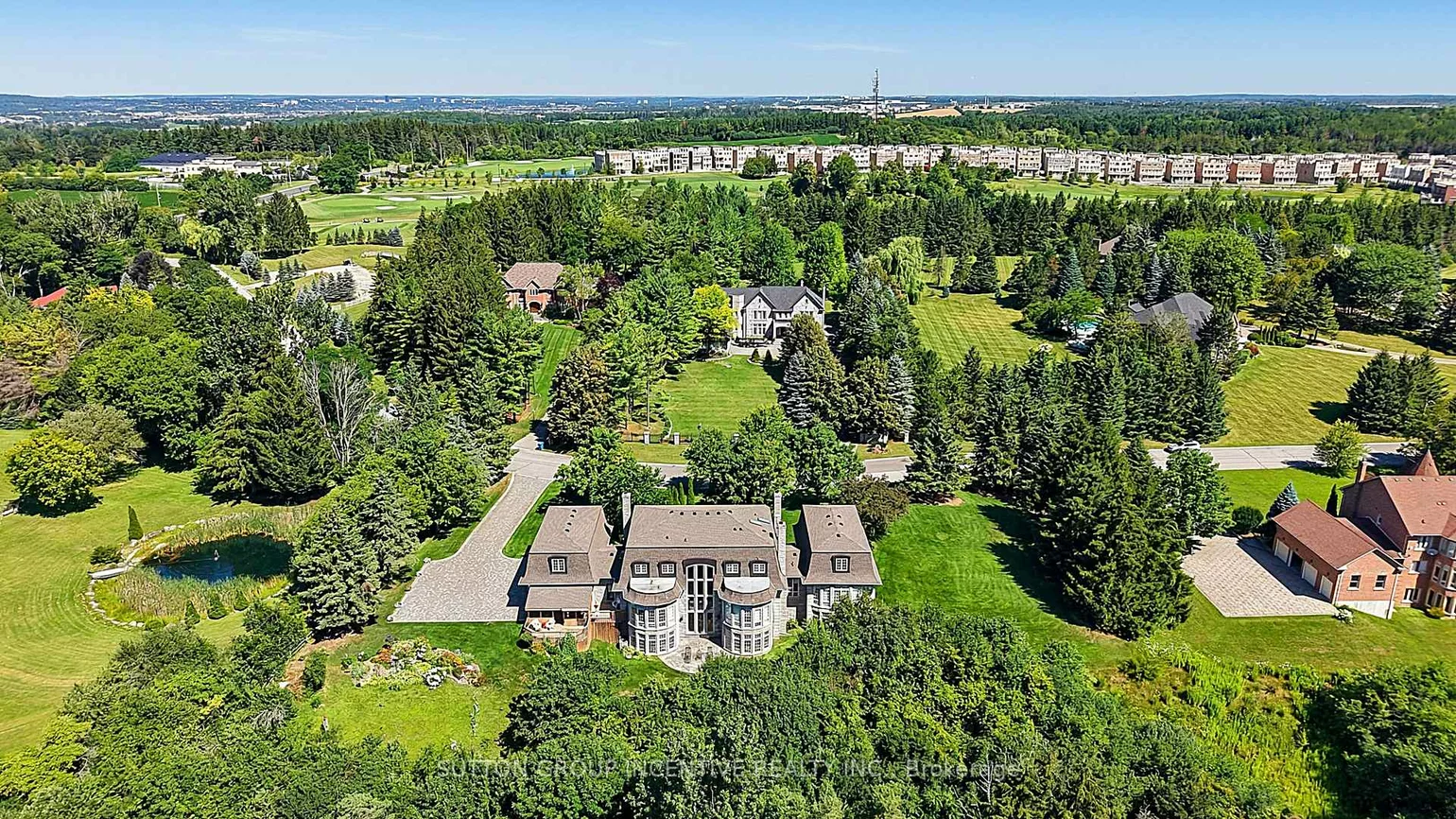 25, Bovair, Bayview Southeast, Aurora