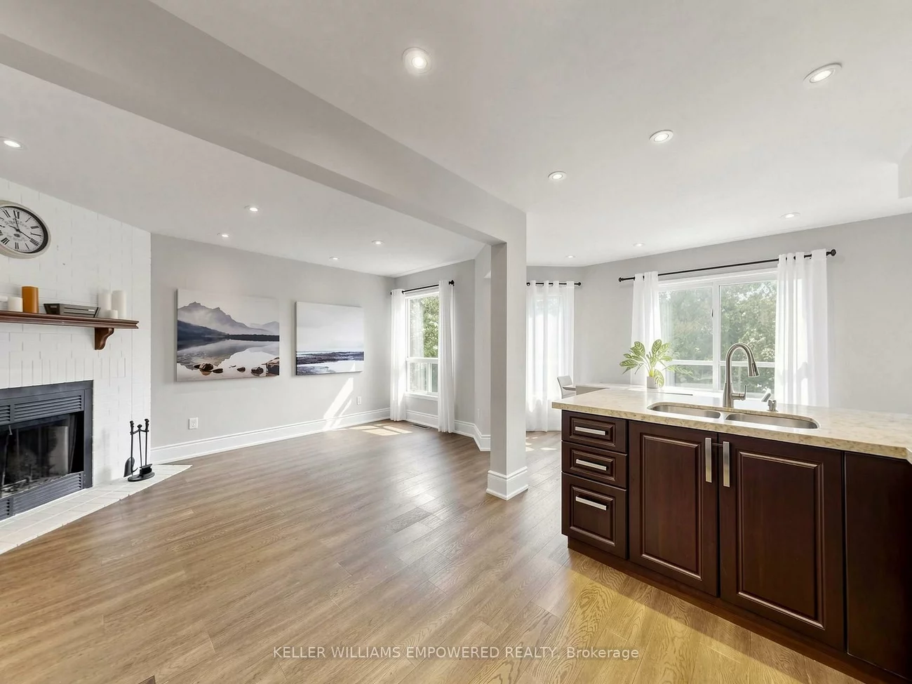 100, Dawlish, Aurora Highlands, Aurora