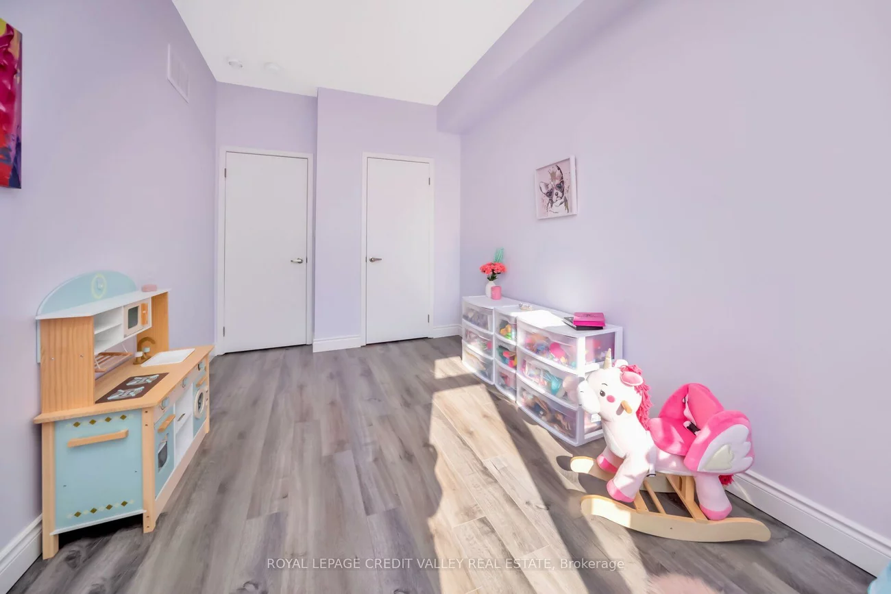 336, Elyse, Bayview Northeast, Aurora