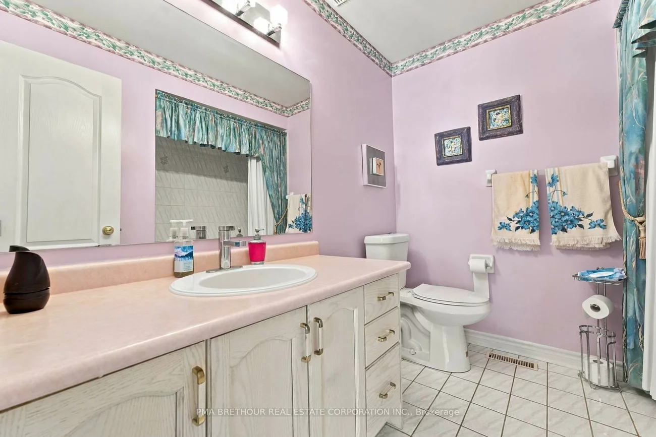 18, Deerglen, Aurora Grove, Aurora