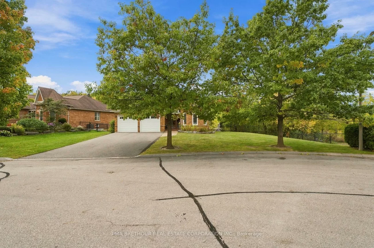 18, Deerglen, Aurora Grove, Aurora