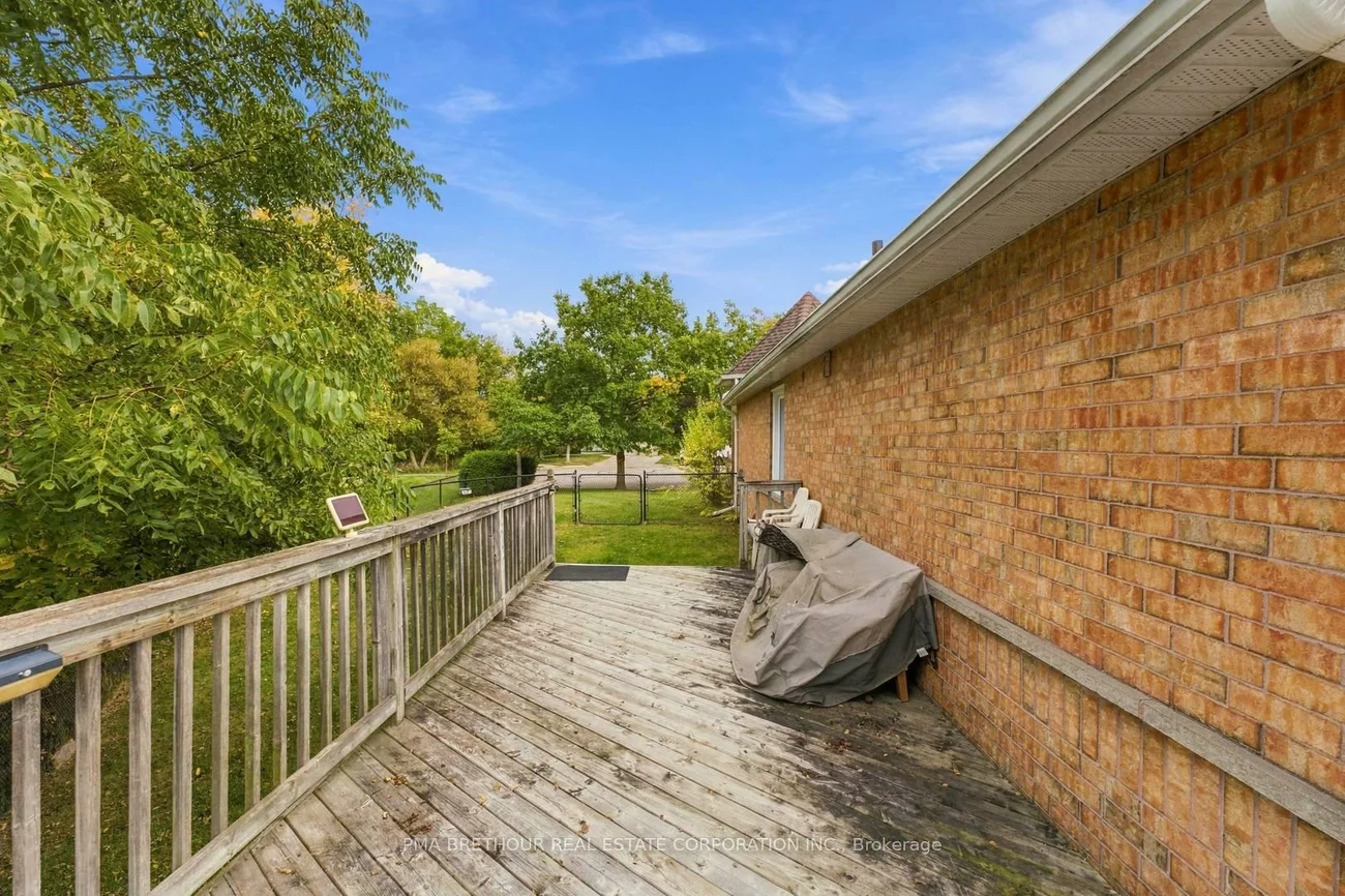 18, Deerglen, Aurora Grove, Aurora