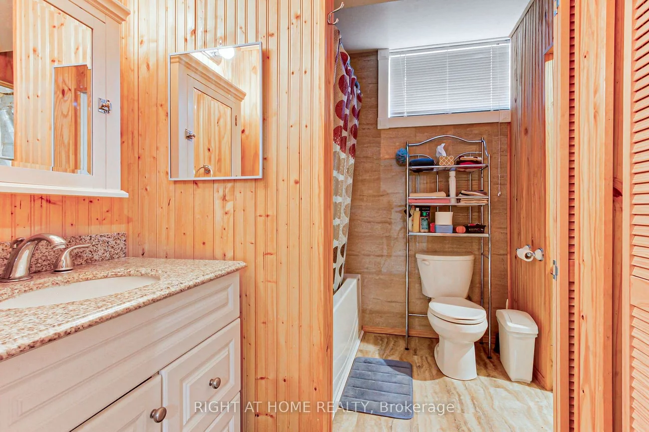 30, Kitimat, Aurora Heights, Aurora