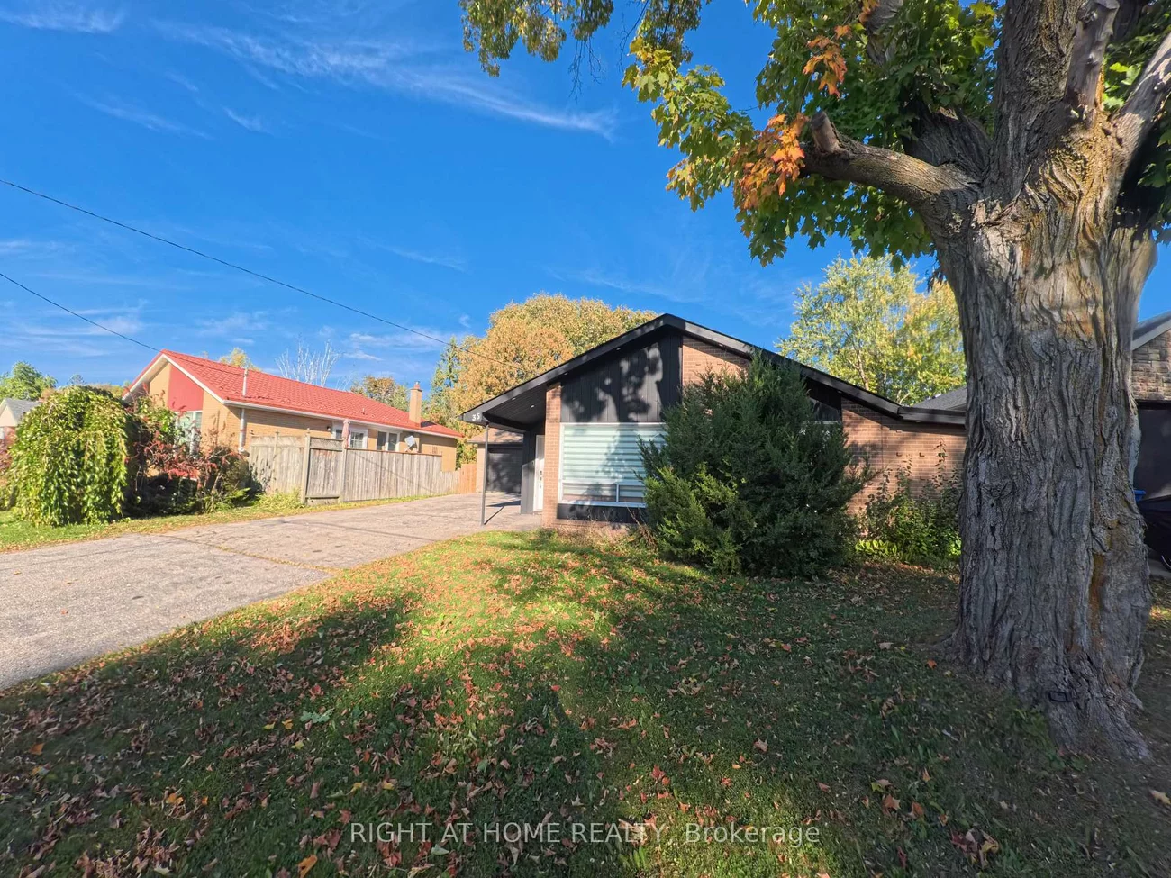 35, Knowles, Aurora Highlands, Aurora