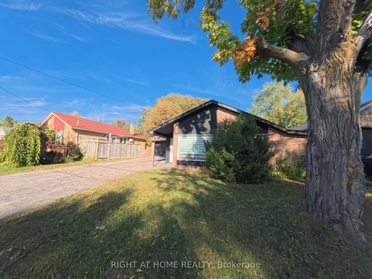 35, Knowles, Aurora Highlands, Aurora