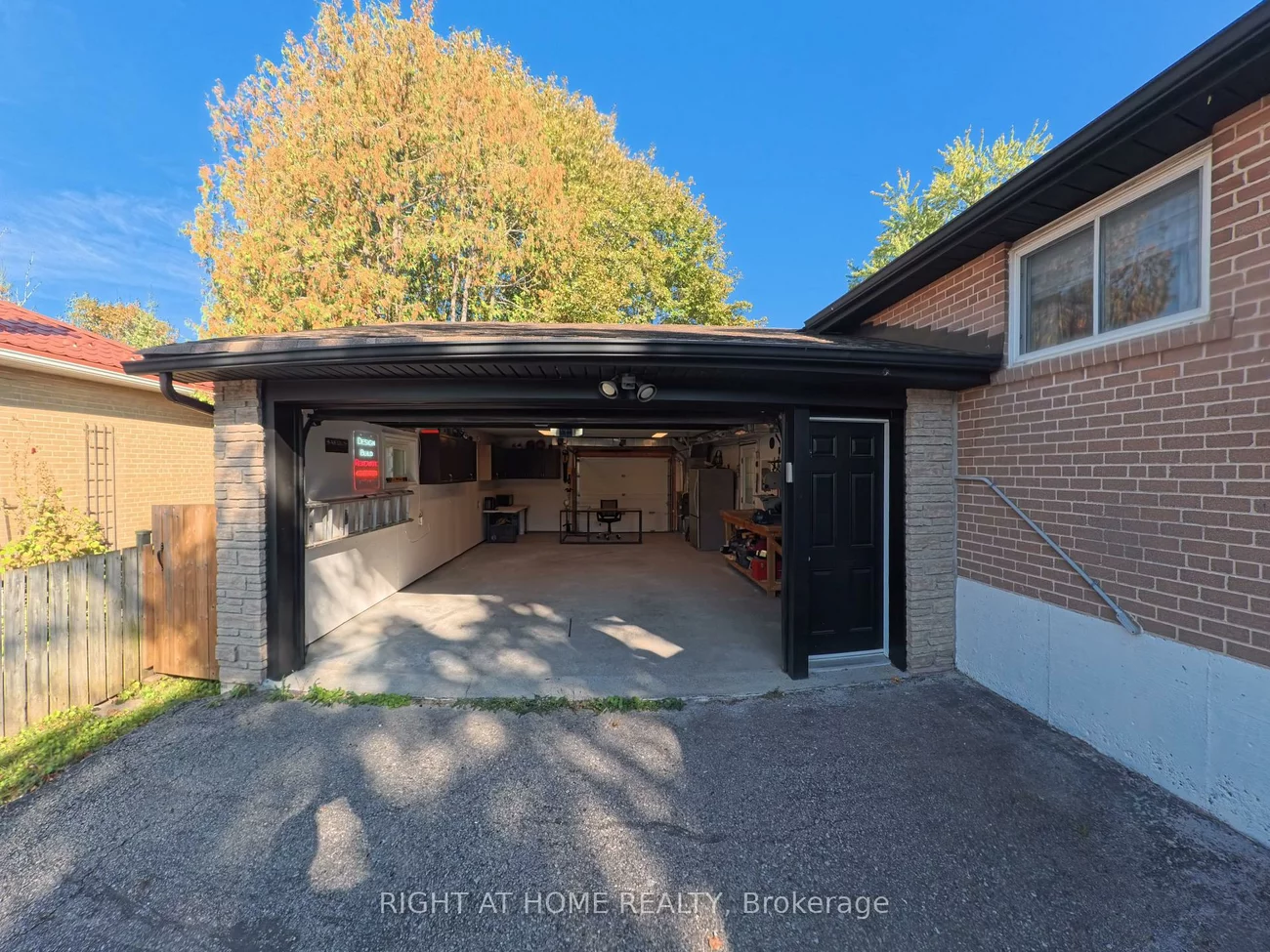 35, Knowles, Aurora Highlands, Aurora