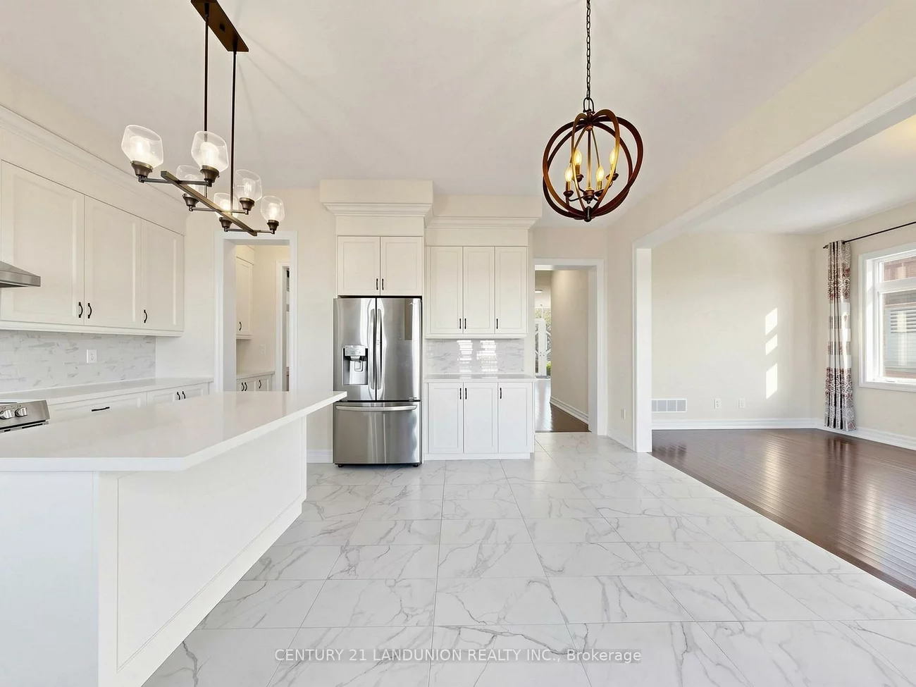254, Touch Gold, Bayview Southeast, Aurora