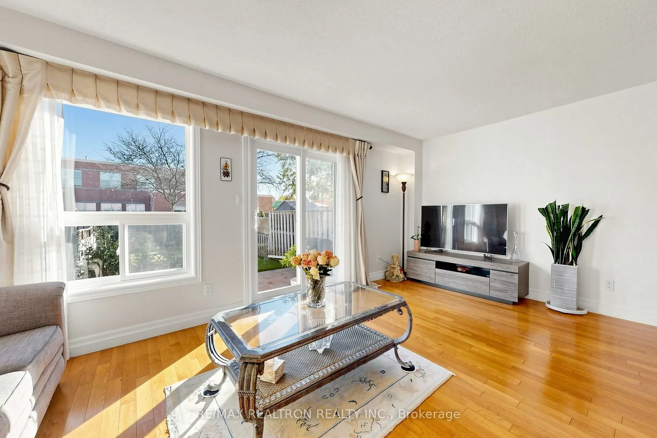 19, Cashel, Aurora Highlands, Aurora