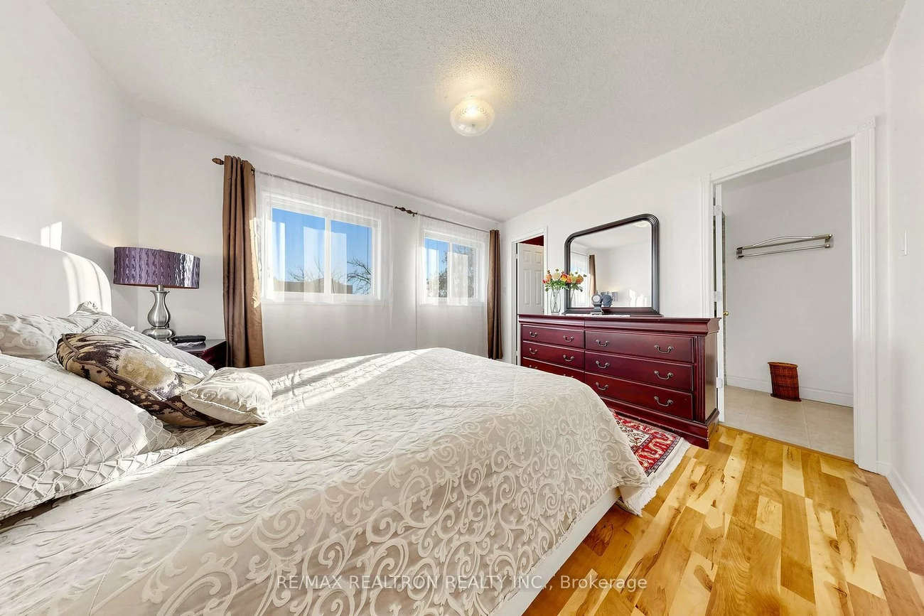 19, Cashel, Aurora Highlands, Aurora