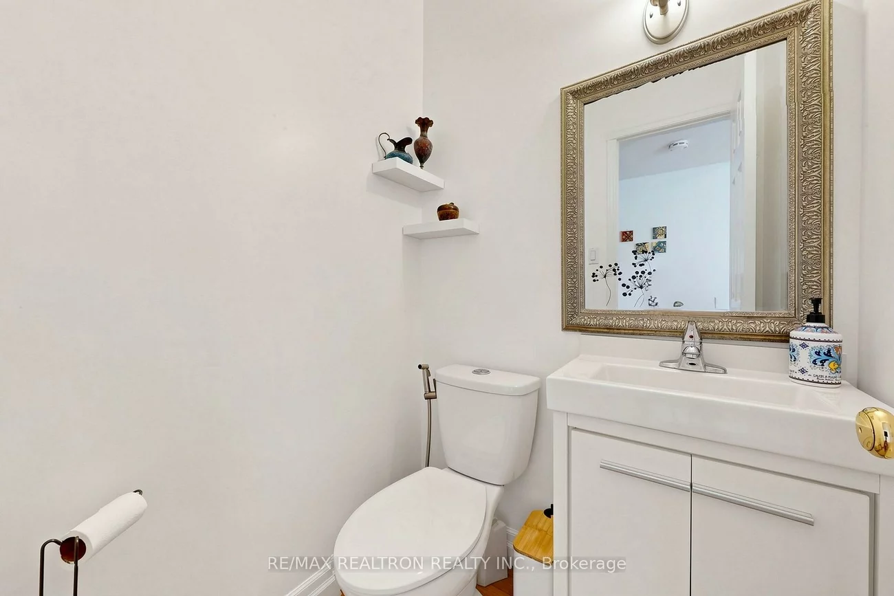 19, Cashel, Aurora Highlands, Aurora
