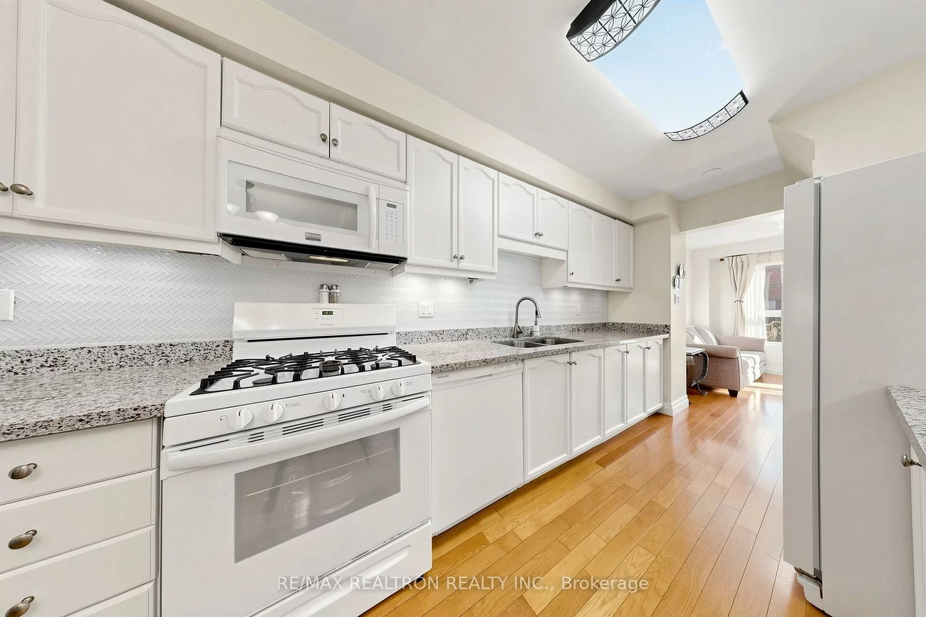 19, Cashel, Aurora Highlands, Aurora
