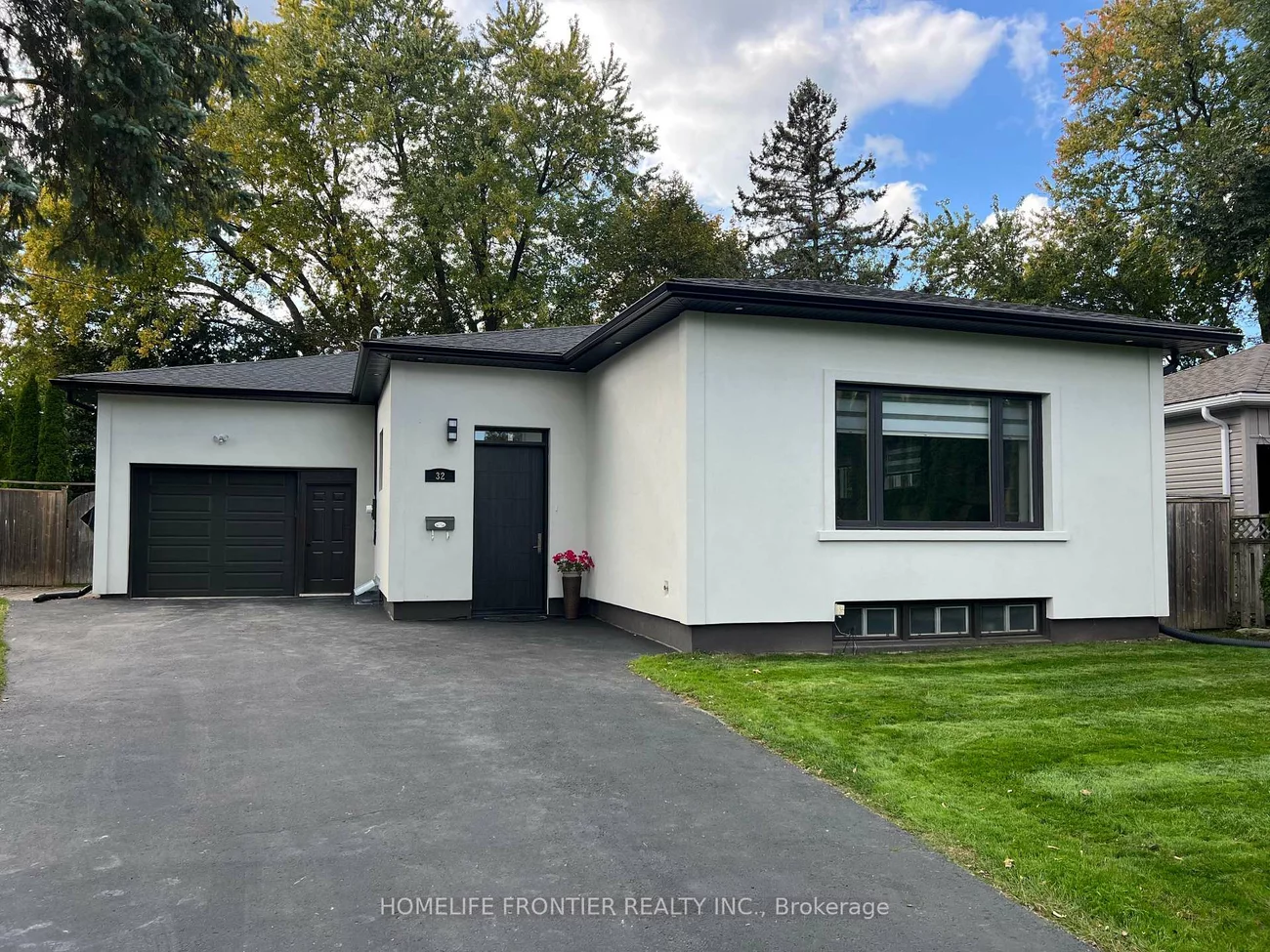32, Davidson, Aurora Highlands, Aurora