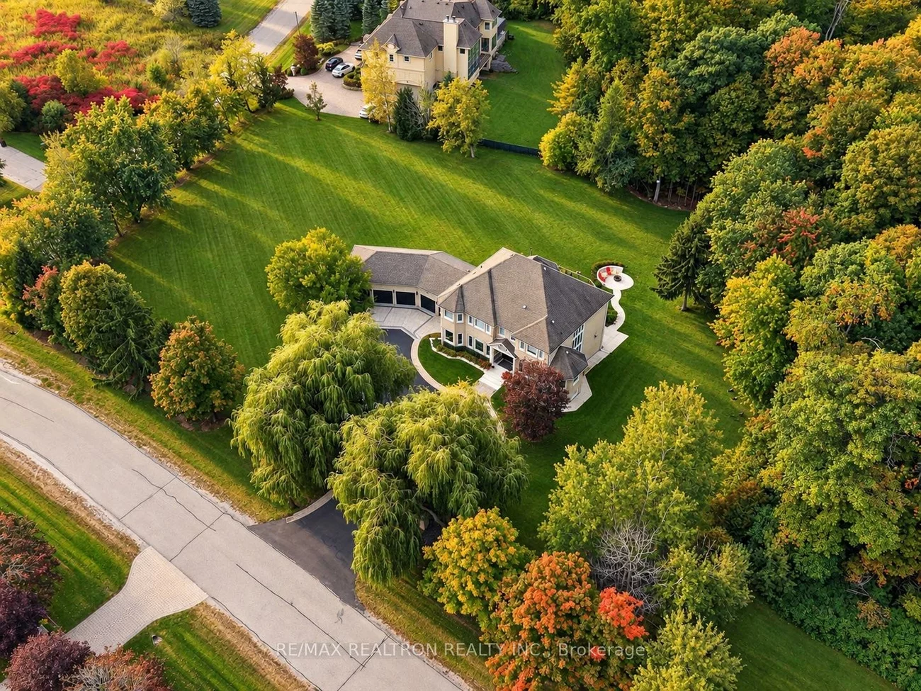 37, Offord, Bayview Southeast, Aurora