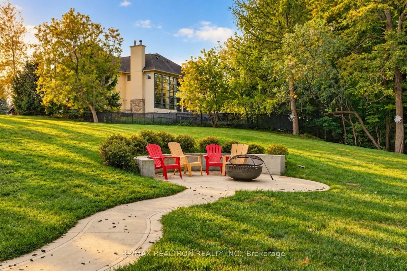 37, Offord, Bayview Southeast, Aurora