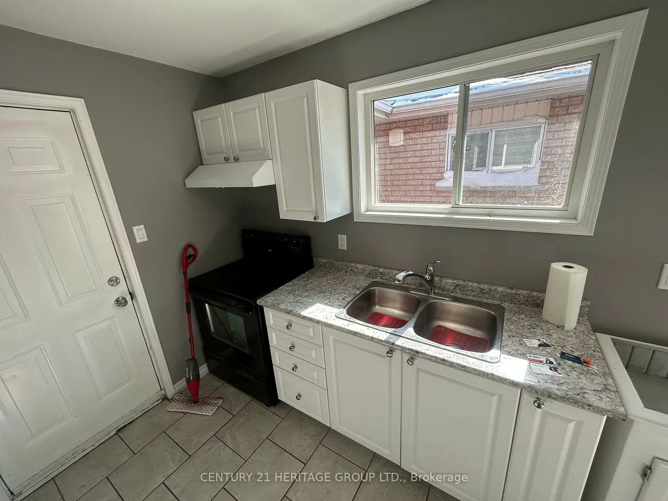 123, Benson, Northwest, Barrie
