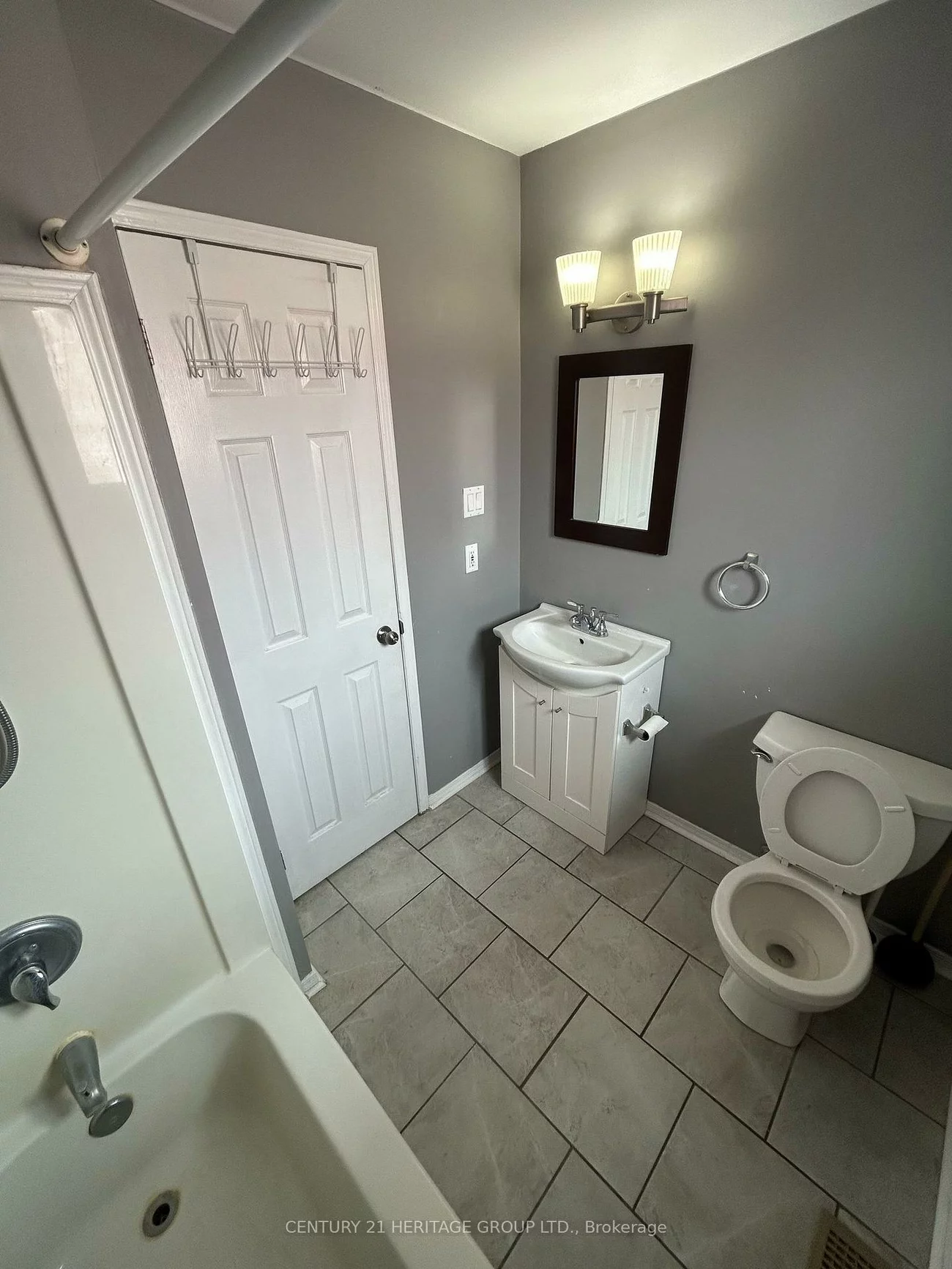123, Benson, Northwest, Barrie