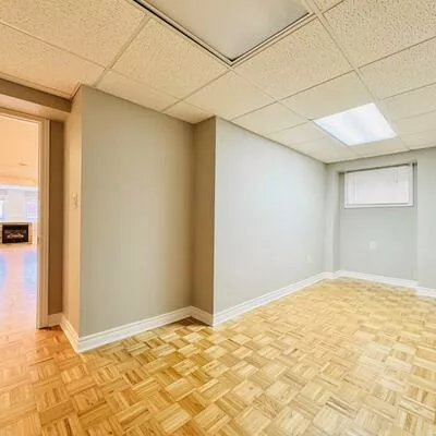 22, Grand Forest, Bayshore, Barrie