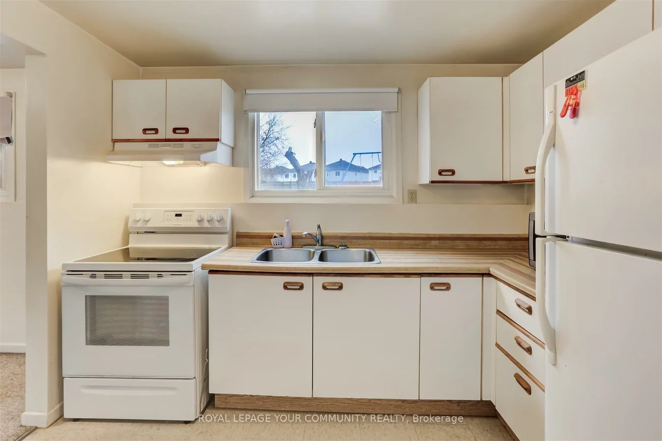 386, Essa Rd Lower Level, Holly, Barrie