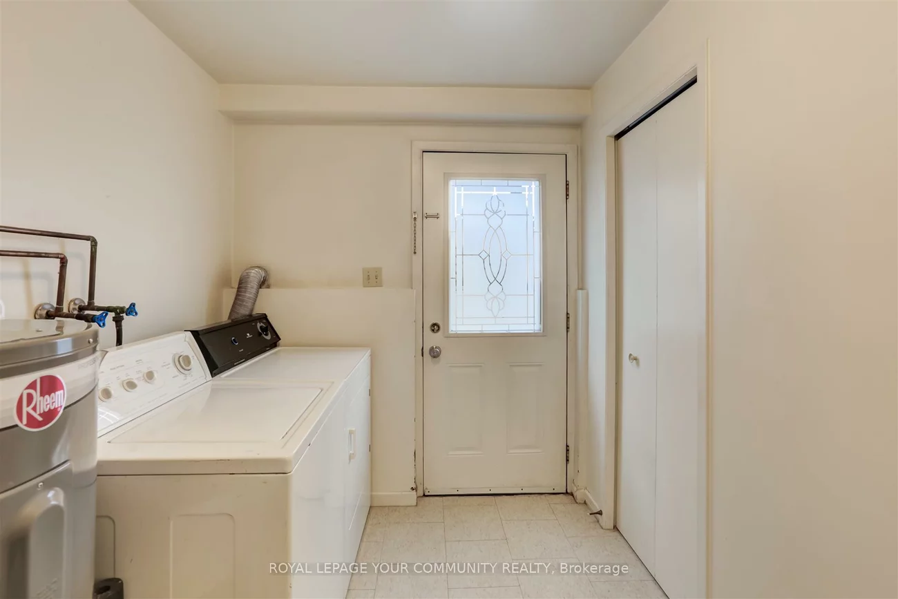386, Essa Rd Lower Level, Holly, Barrie