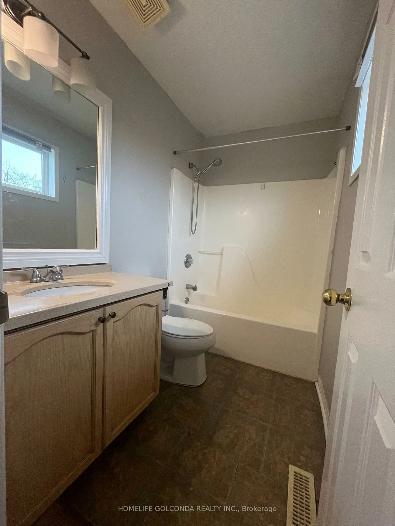 59, HERRELL, Painswick North, Barrie