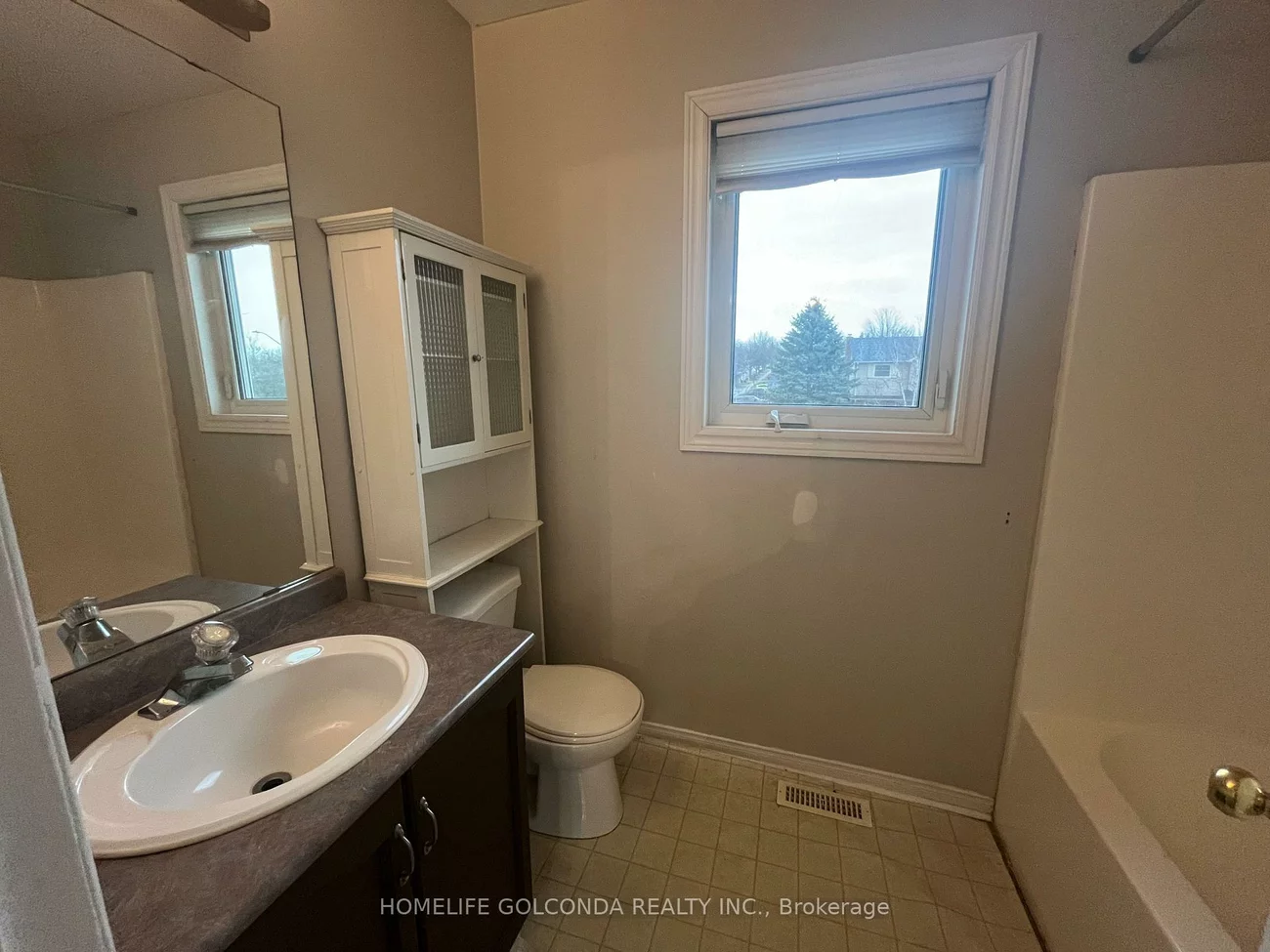 59, HERRELL, Painswick North, Barrie