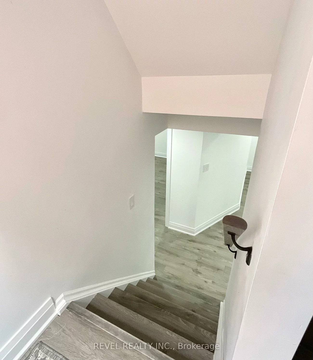 54, Golden Meadow, Bayshore, Barrie