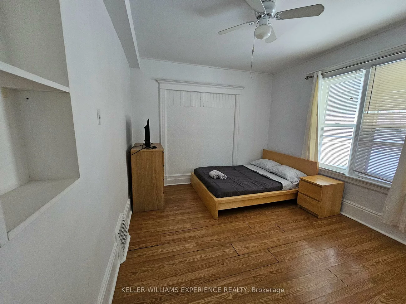 29, Peel, City Centre, Barrie