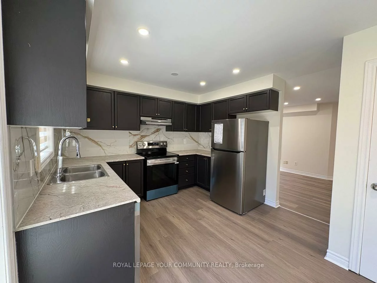 52, Stanley, East Bayfield, Barrie