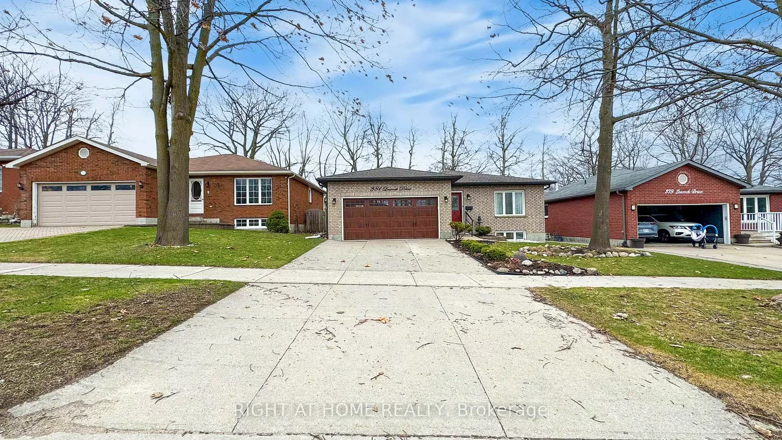 381, Leacock, Letitia Heights, Barrie