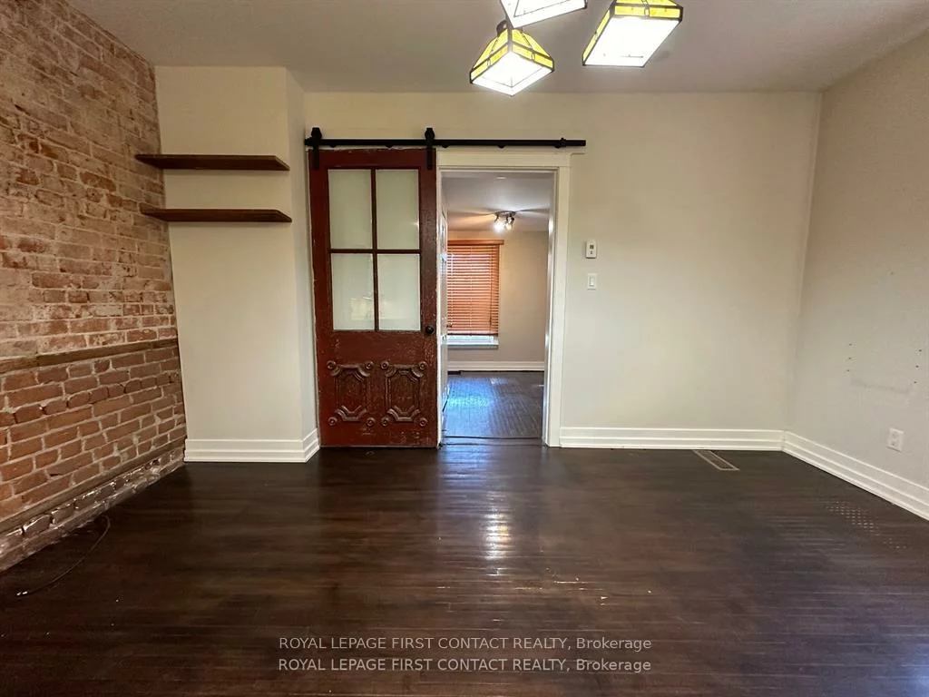 44, Toronto, City Centre, Barrie