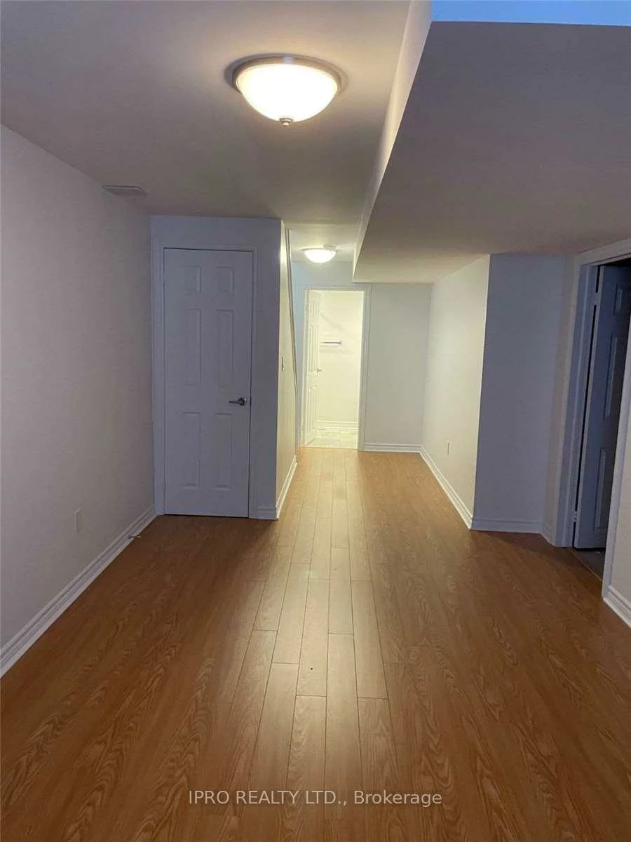 21, Majesty, Innis-Shore, Barrie