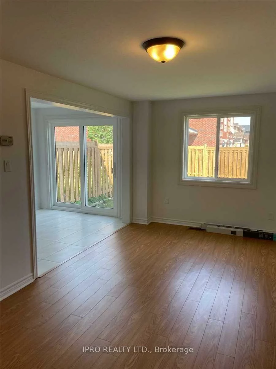 21, Majesty, Innis-Shore, Barrie