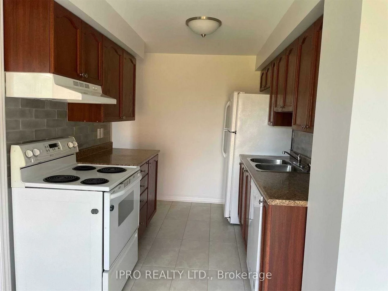 21, Majesty, Innis-Shore, Barrie