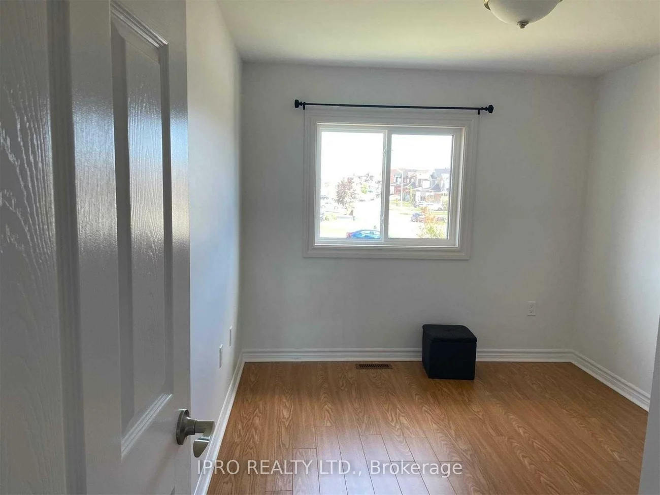 21, Majesty, Innis-Shore, Barrie