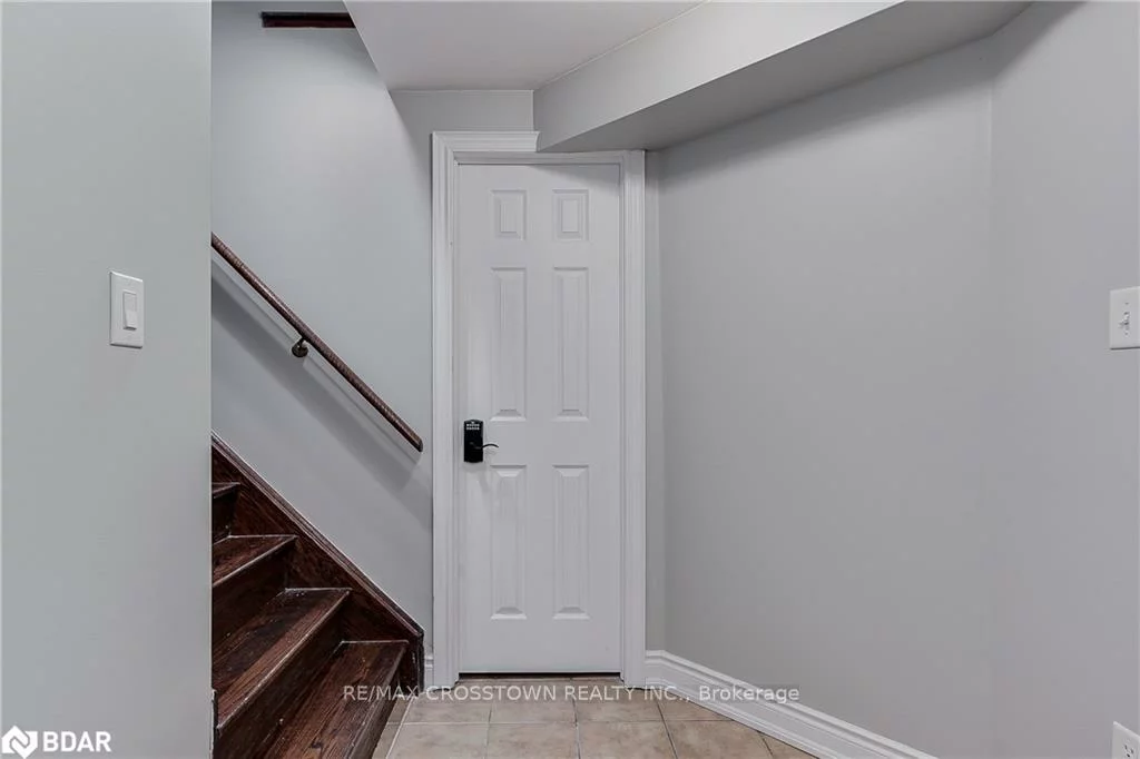 25, CHARLEMAGNE, Innis-Shore, Barrie