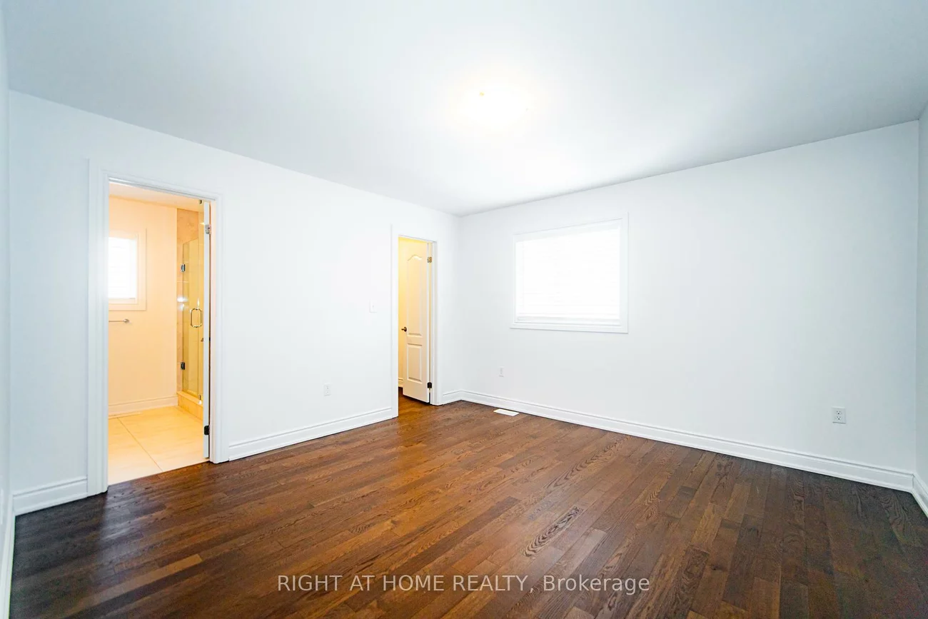 31, Brown Bear, Rural Barrie Southwest, Barrie