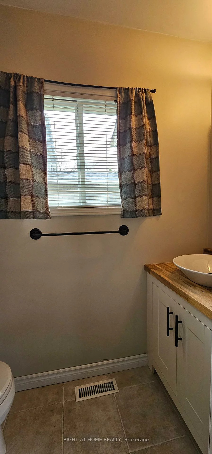 77, D'AMBROSIO, Painswick North, Barrie
