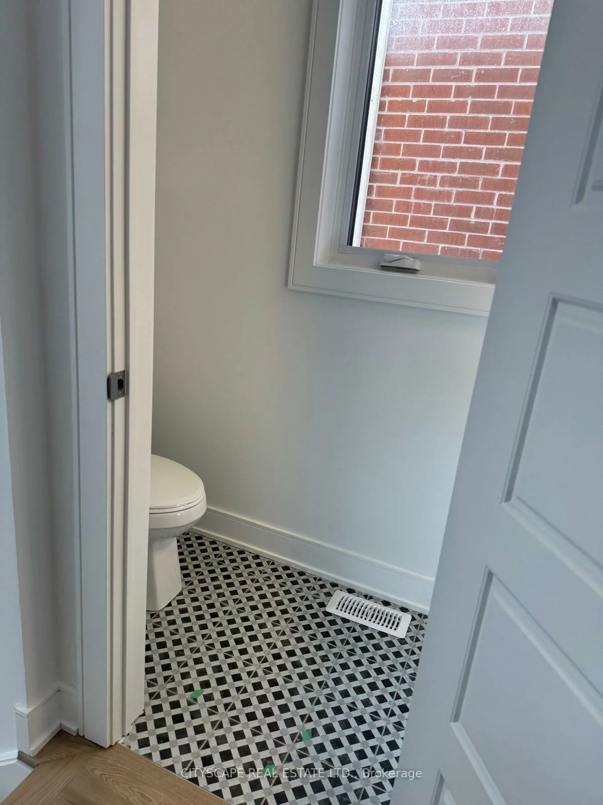 38, Suzuki, Rural Barrie Southeast, Barrie