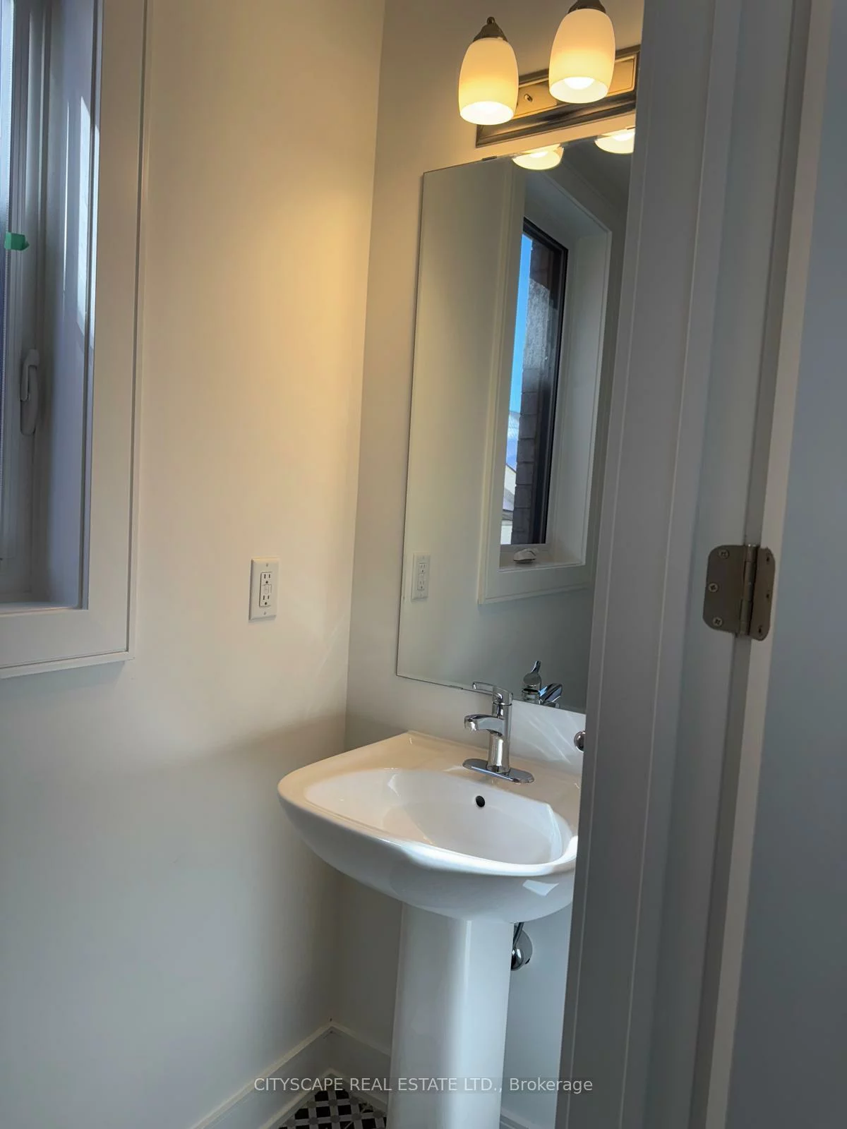 38, Suzuki, Rural Barrie Southeast, Barrie