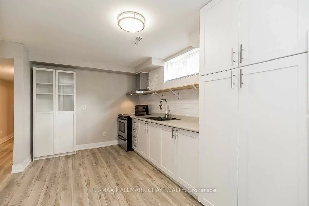 3, Buchanan, Grove East, Barrie