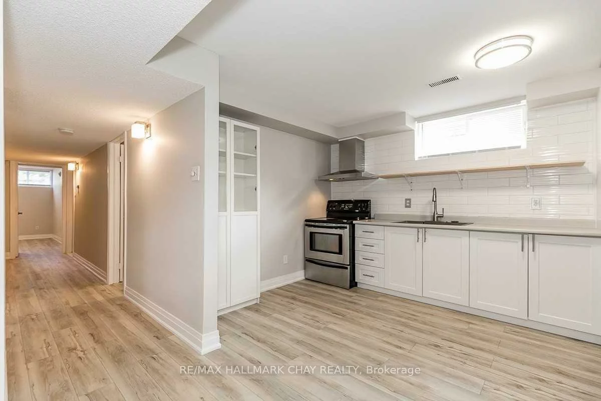 3, Buchanan, Grove East, Barrie