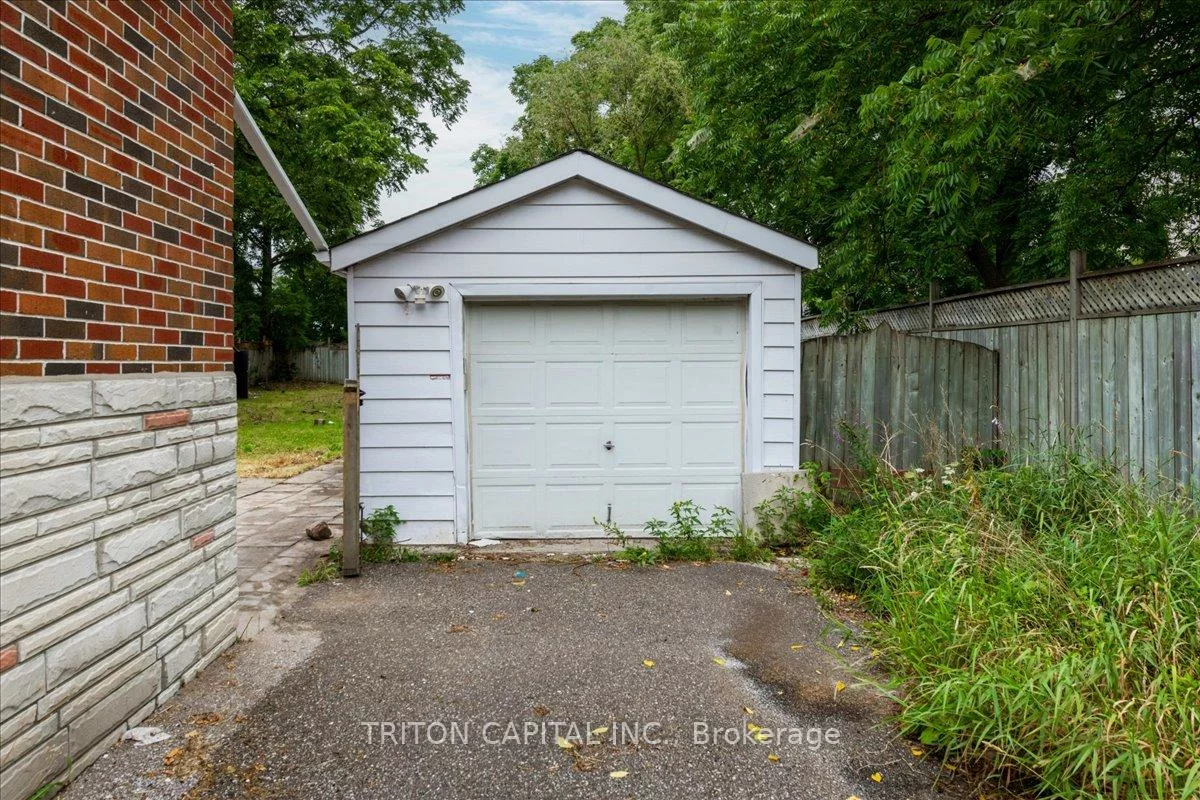 54, Henry, Lakeshore, Barrie