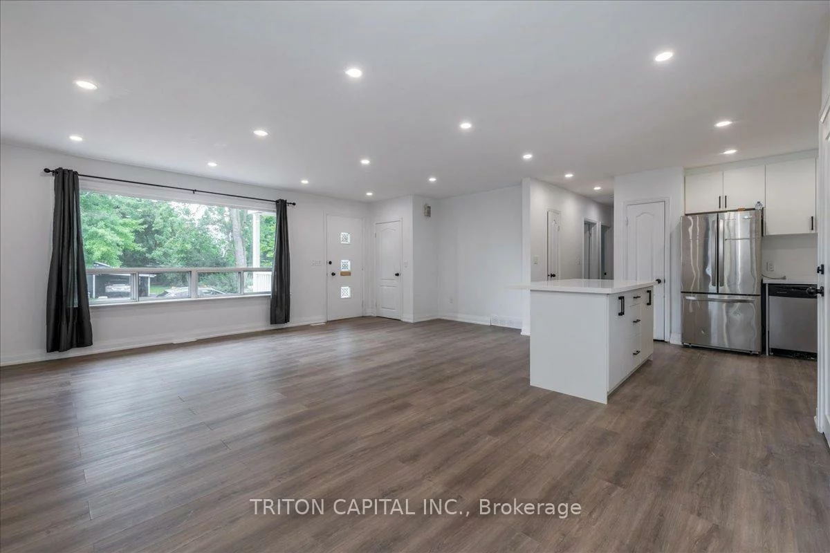 54, Henry, Lakeshore, Barrie