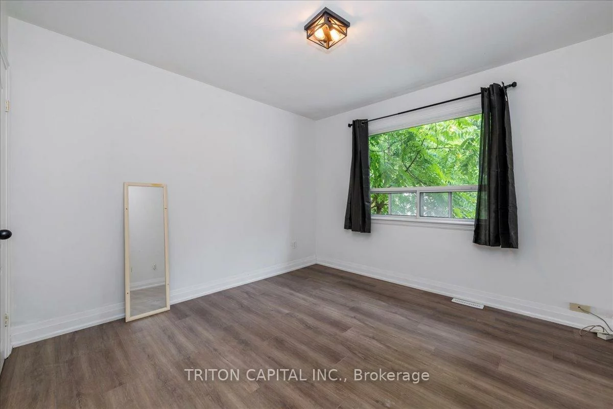 54, Henry, Lakeshore, Barrie