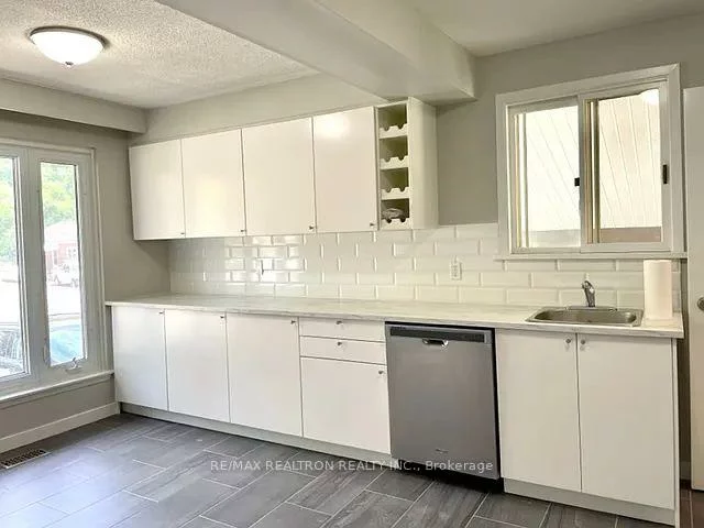 88, Eccles, Queen's Park, Barrie