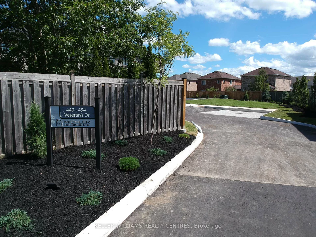 442, Veterans, Holly, Barrie