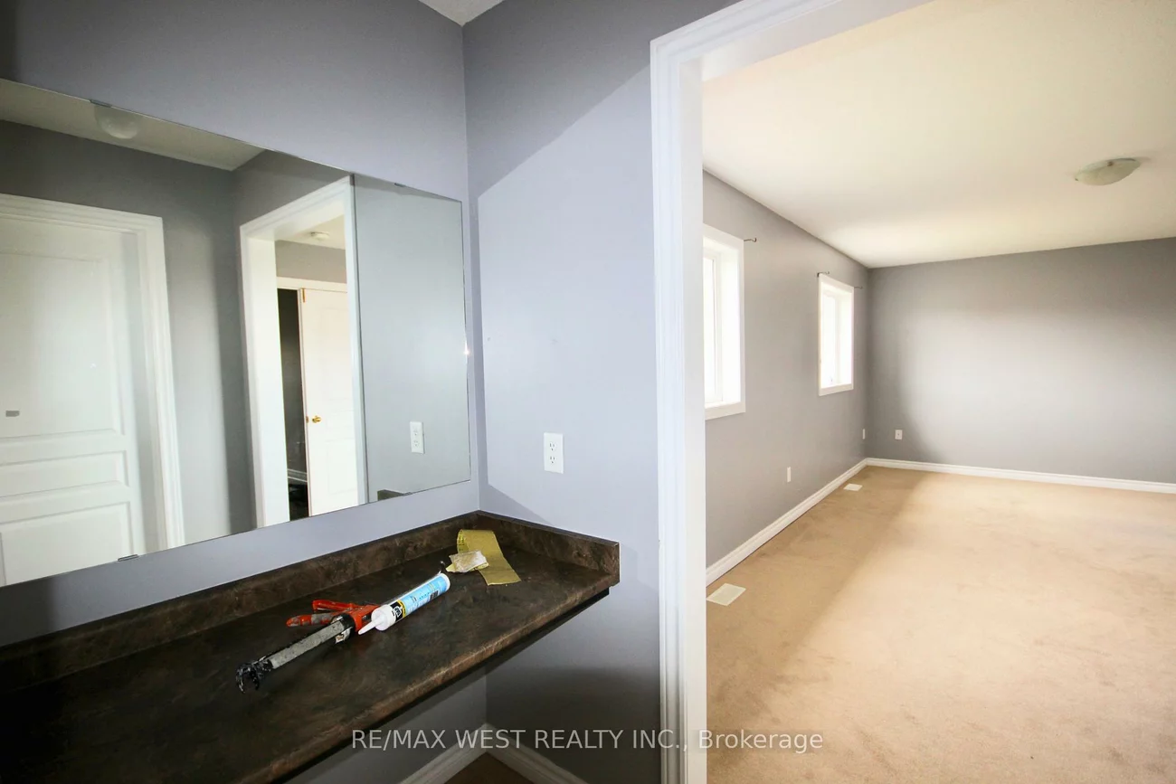 152, The Queensway, Innis-Shore, Barrie