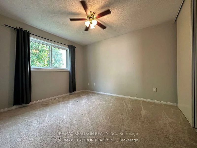 39, Copeman, Painswick North, Barrie