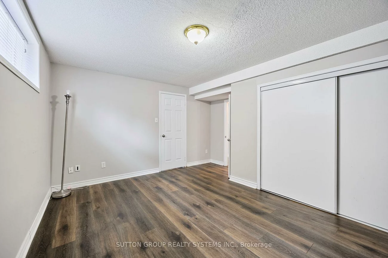 75, Coleman, Edgehill Drive, Barrie